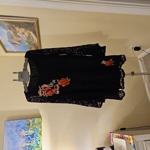 Black lace dress with flower embroidery